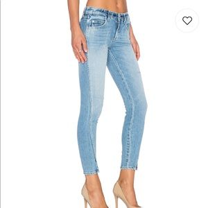 AMO Twist - Sweet Cheeks